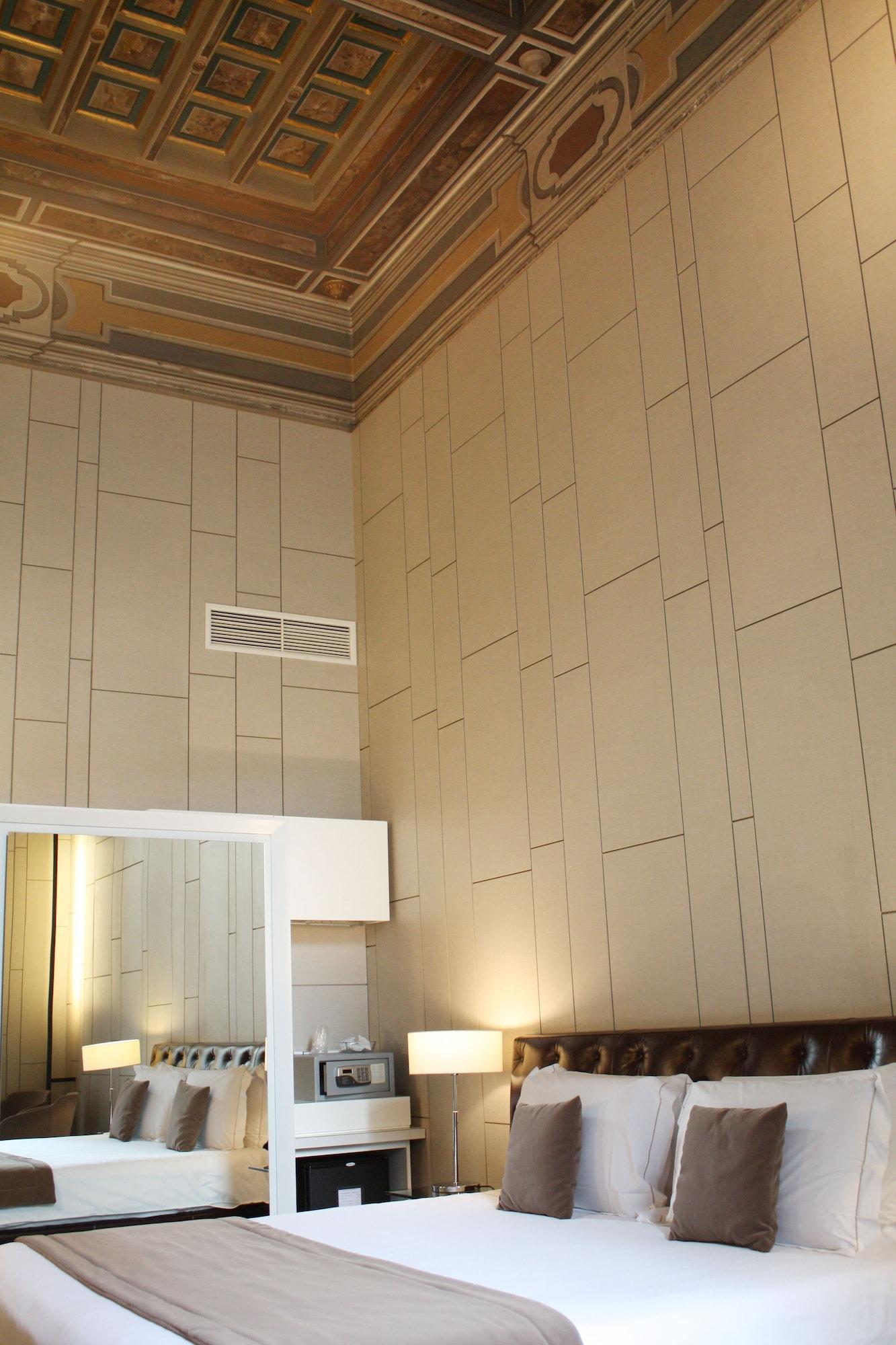 Casa de hóspedes Piazza Del Gesu' Luxury 2*